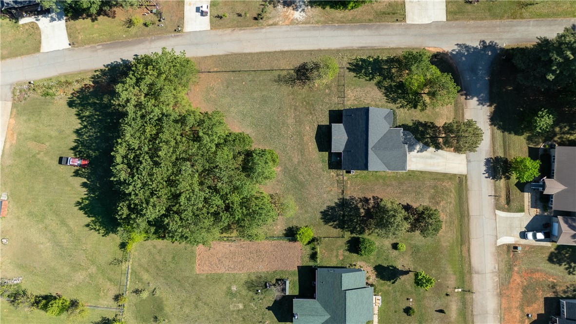 400 Green View Court Westminster, SC 29693 - Photo 22 of 23 Expansive grounds with ample room for outdoor activities and future development.