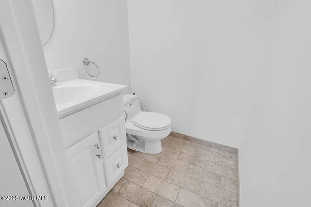 $459,900 | 9 Holmes Court, Freehold, NJ 07728