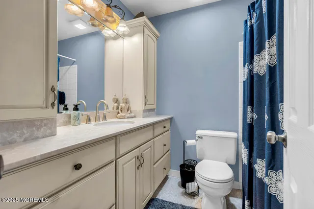 $459,900 | 9 Holmes Court, Freehold, NJ 07728