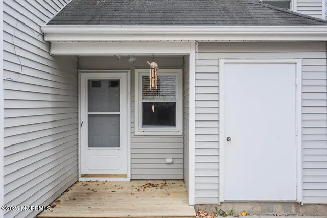 $459,900 | 9 Holmes Court, Freehold, NJ 07728