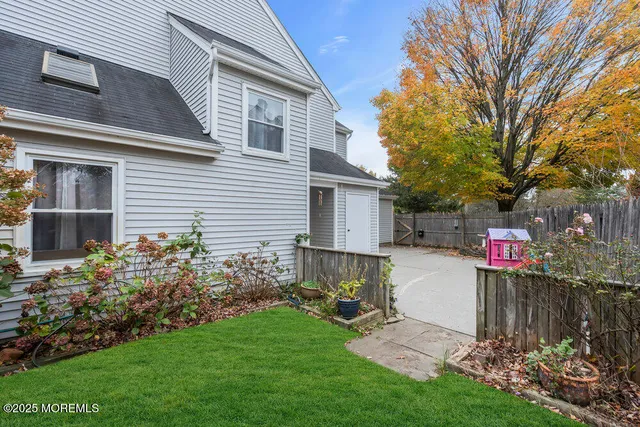 $459,900 | 9 Holmes Court, Freehold, NJ 07728