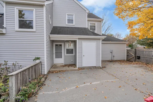 $459,900 | 9 Holmes Court, Freehold, NJ 07728