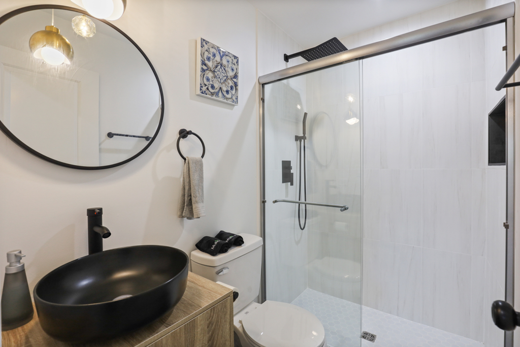 7125 Simpson Street Morton Grove, IL 60053 - Photo 23 of 33 a bathroom with a toilet and a sink