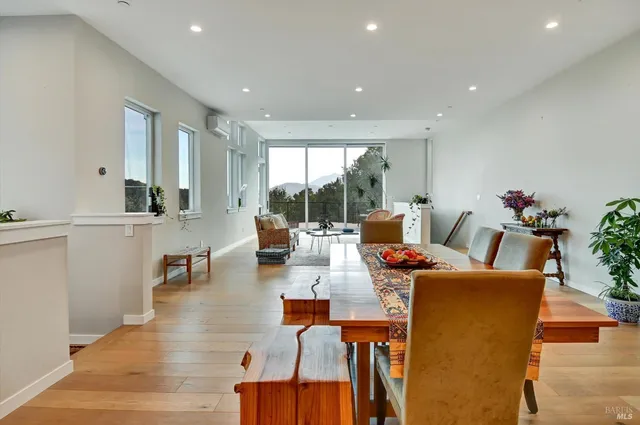 $5,500,000 | 615 Oak Manor Drive, Fairfax, CA 94930