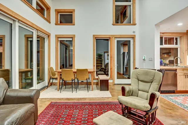 $5,500,000 | 615 Oak Manor Drive, Fairfax, CA 94930