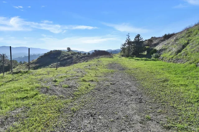 $5,500,000 | 615 Oak Manor Drive, Fairfax, CA 94930