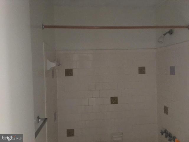 639 Bywater Road Annapolis, MD 21401 - Photo 16 of 29 Bath