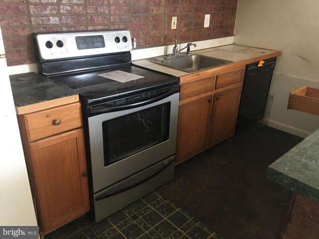 639 Bywater Road Annapolis, MD 21401 - Photo 5 of 29 Kitchen