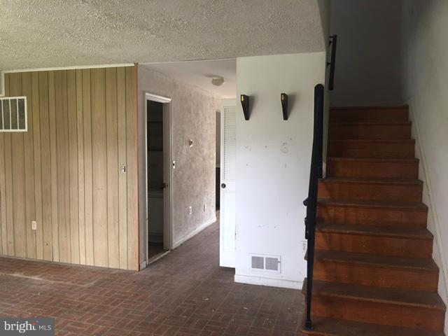 639 Bywater Road Annapolis, MD 21401 - Photo 9 of 29 Interior (General)