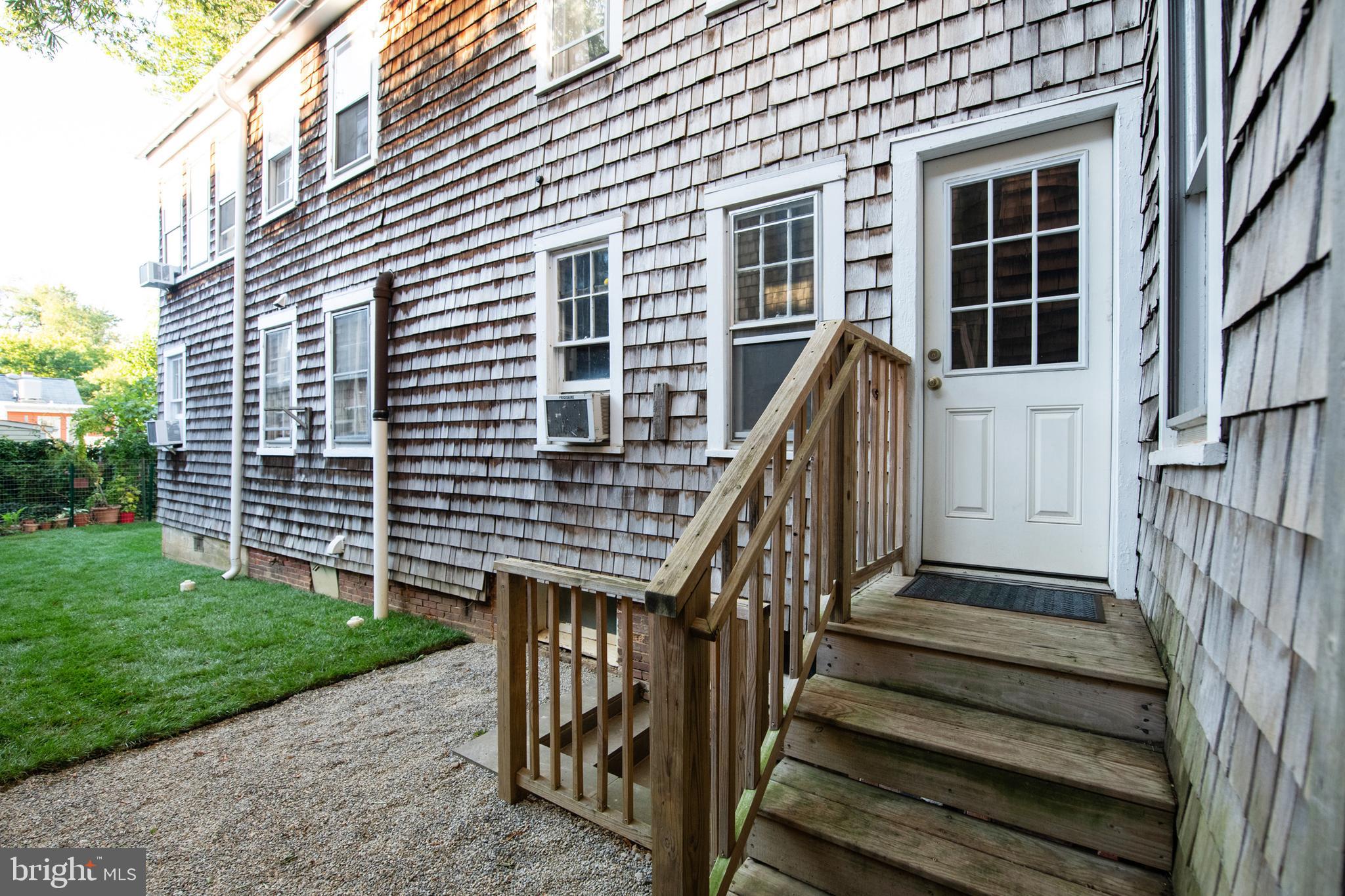 107 Conduit Street Annapolis, MD 21401 - Photo 37 of 57 Unit 1 has outdoor access to patio and green space