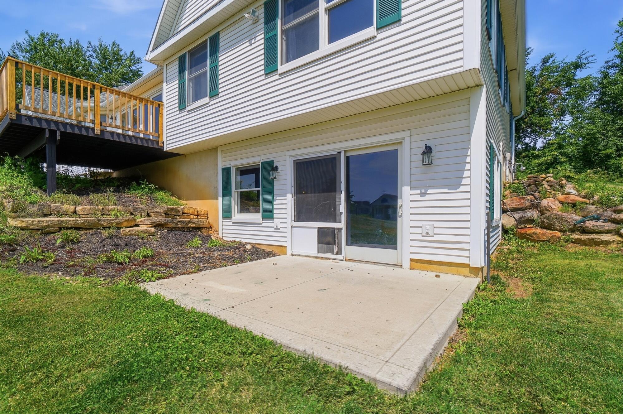 9521 Brock Road Plain City, OH 43064 - Photo 46 of 70 Patio