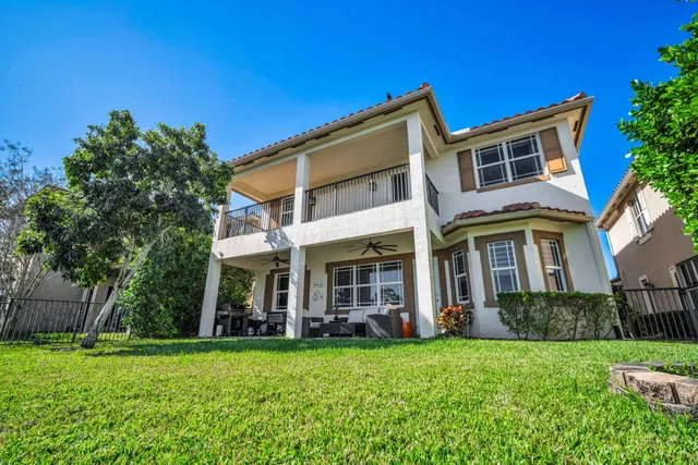 $1,100,000 | 8620 Waterside Court, Parkland, FL 33076