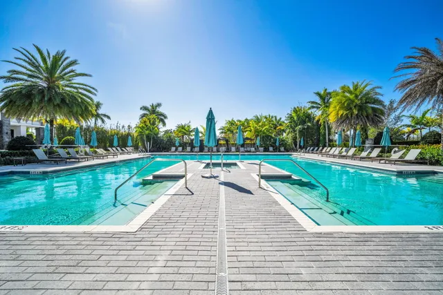 $1,100,000 | 8620 Waterside Court, Parkland, FL 33076