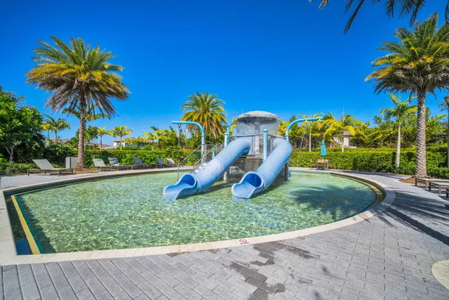 $1,100,000 | 8620 Waterside Court, Parkland, FL 33076