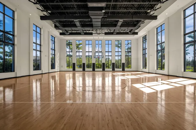 $1,100,000 | 8620 Waterside Court, Parkland, FL 33076