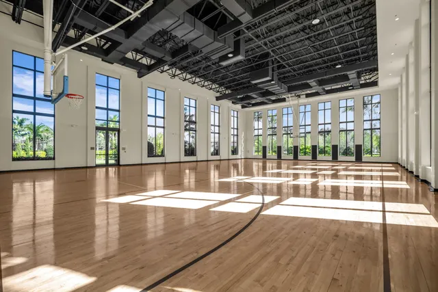 $1,100,000 | 8620 Waterside Court, Parkland, FL 33076