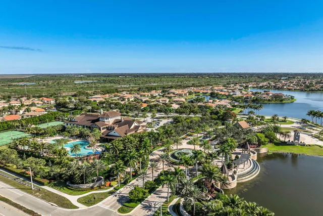 $1,100,000 | 8620 Waterside Court, Parkland, FL 33076