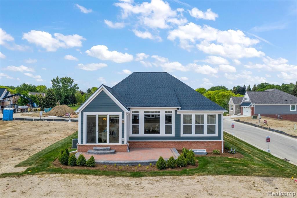 184 Mulberry Lane Rochester Hills, MI 48309 - Photo 4 of 50