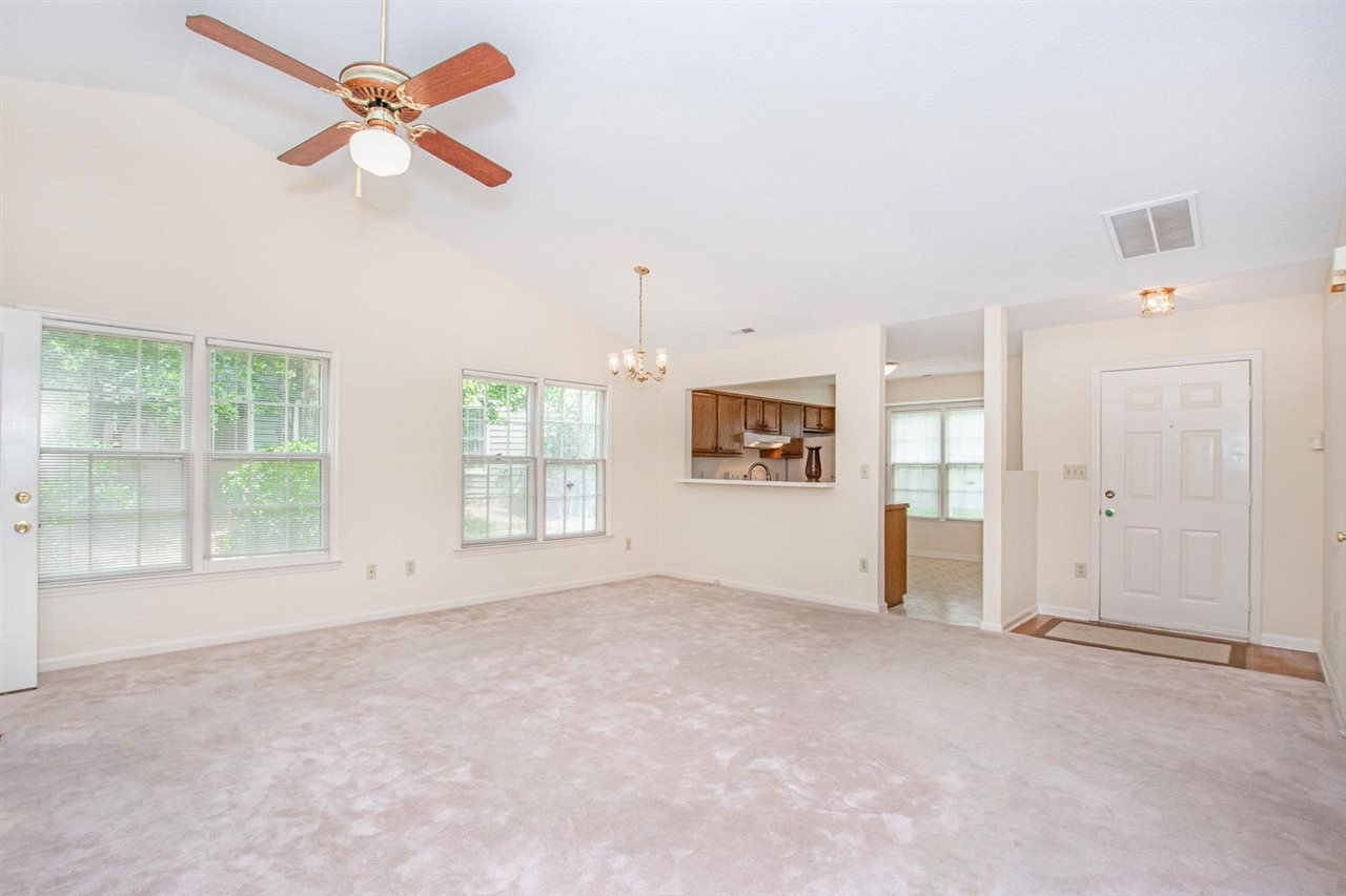 105 Shady Spring Place Durham, NC 27713 - Photo 4 of 27 Photo 4