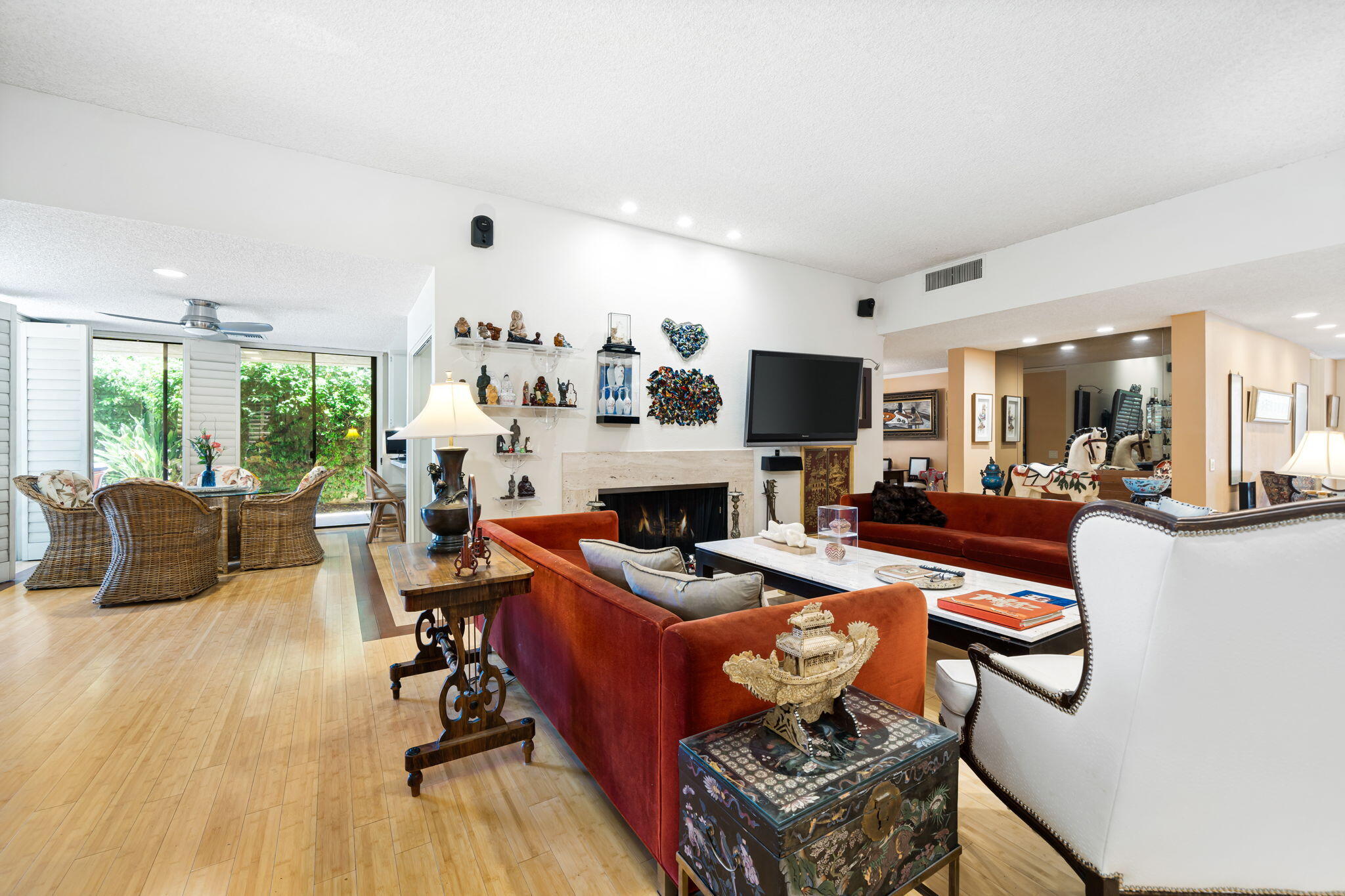30 Colgate Drive Rancho Mirage, CA 92270 - Photo 11 of 40 Living room