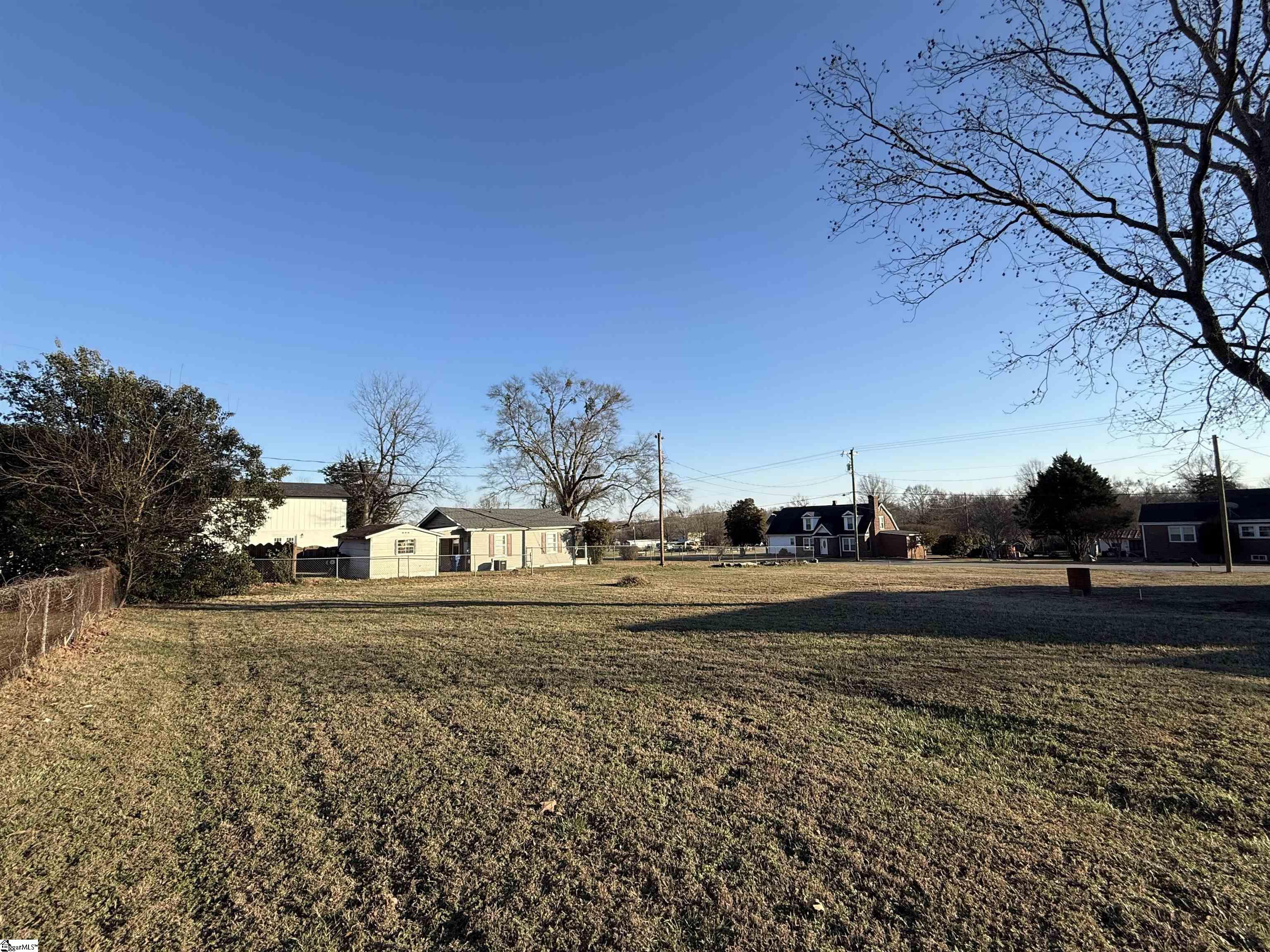 211 Pine Street Woodruff, SC 29388 - Photo 4 of 9