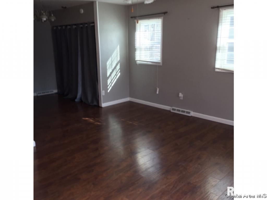 4 Bryant Lane Springfield, IL 62702 - Photo 3 of 24