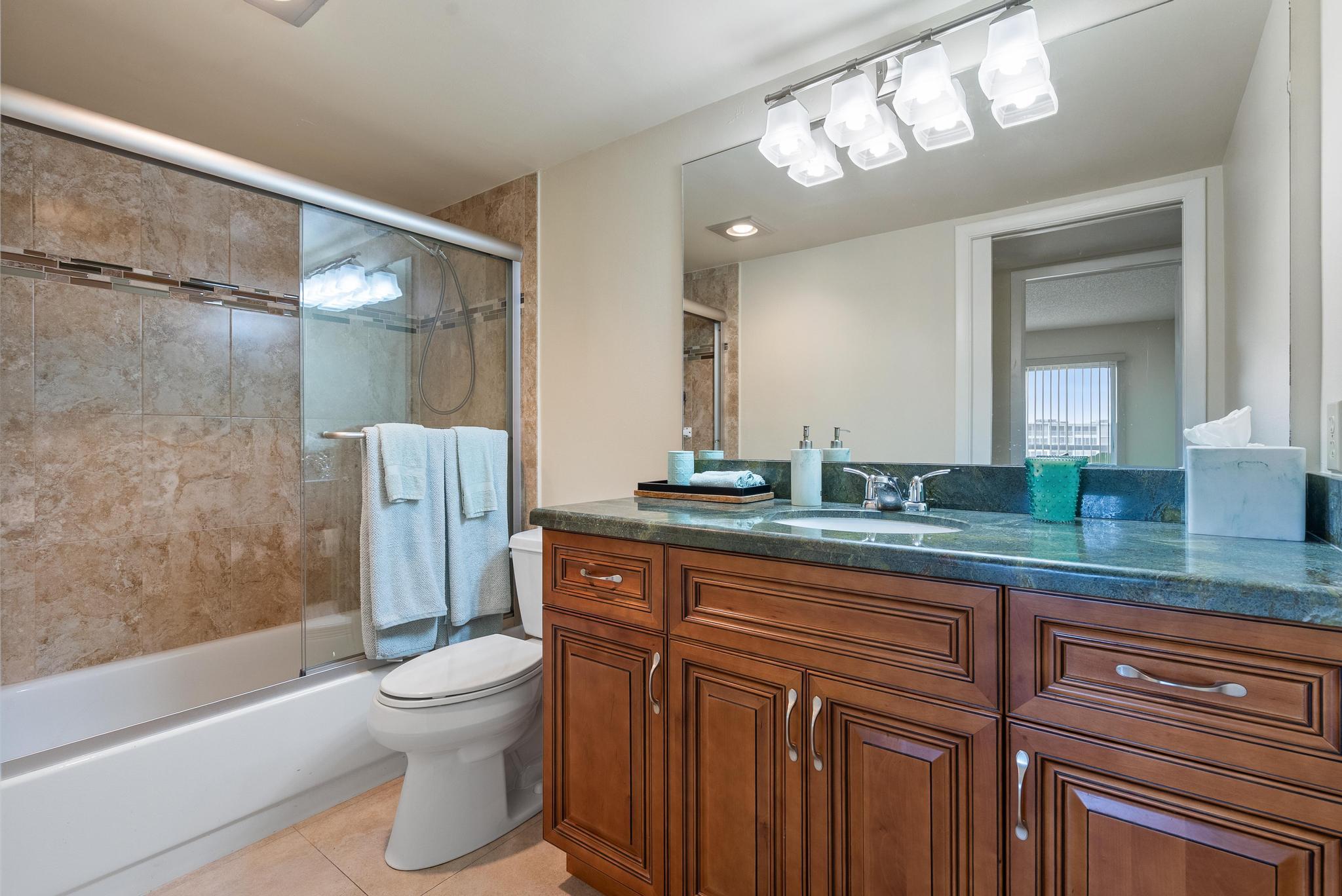 3044 Wolverton East, Unit 3044 Boca Raton, FL 33434 - Photo 19 of 28 DSC04659