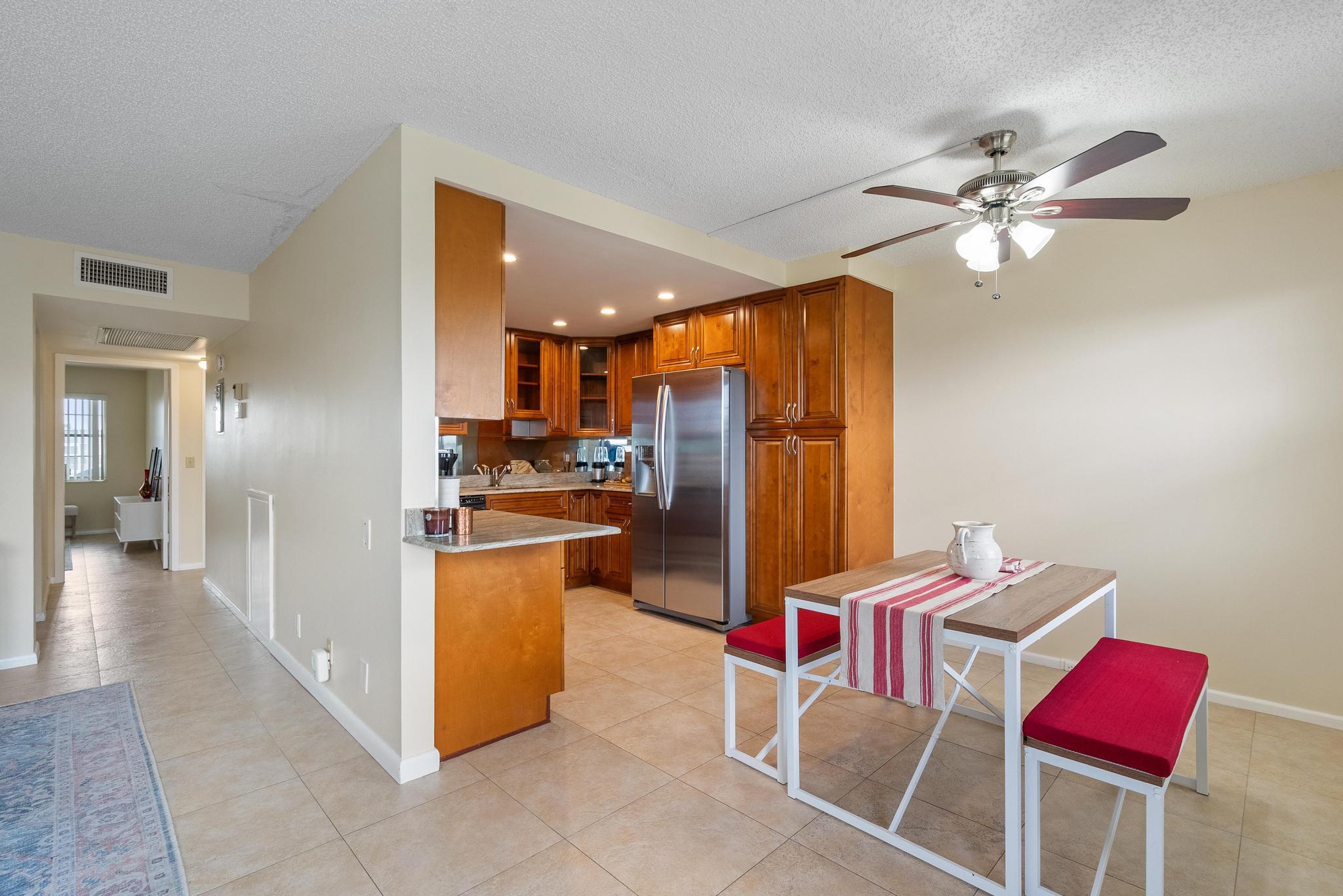 3044 Wolverton East, Unit 3044 Boca Raton, FL 33434 - Photo 6 of 28 DSC04800