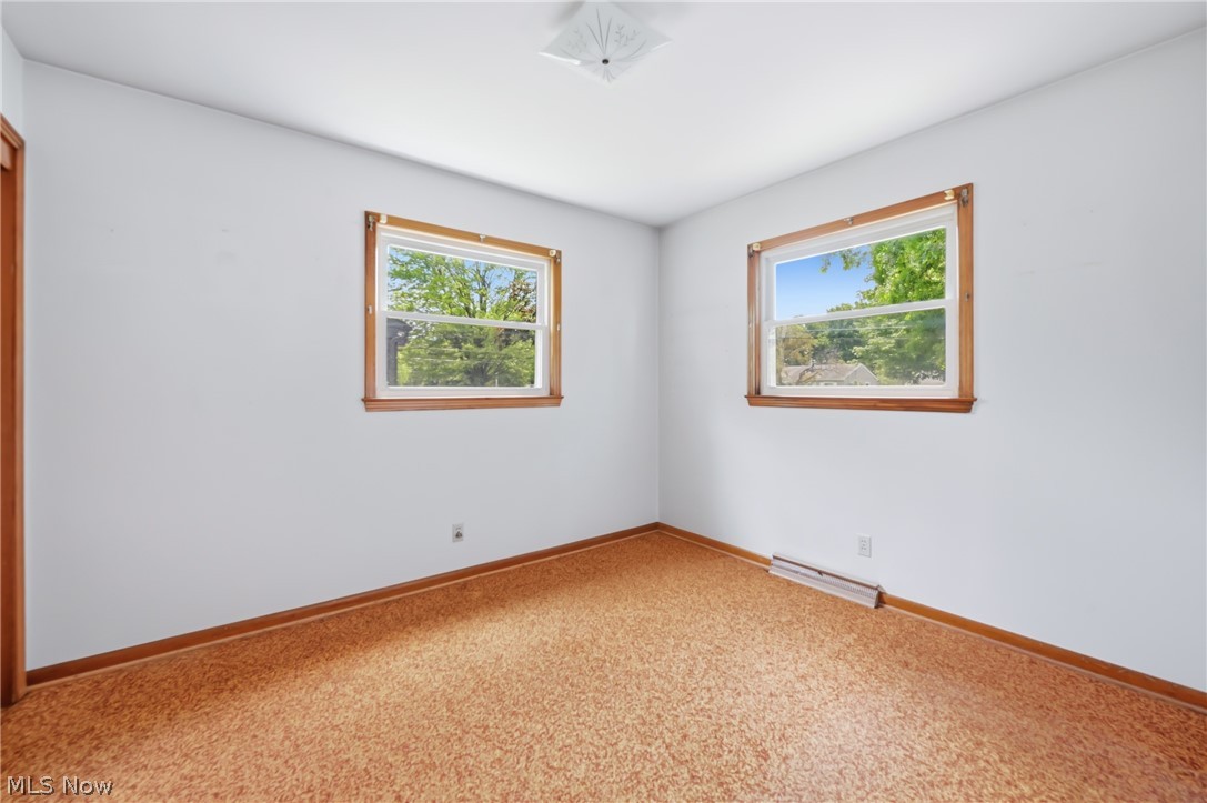 3930 Cannon Road Youngstown, OH 44515 - Photo 17 of 28