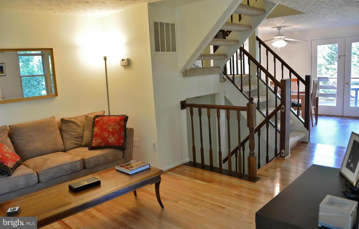 1707 Sundance Drive Reston, VA 20194 - Photo 2 of 29 Interior (General)