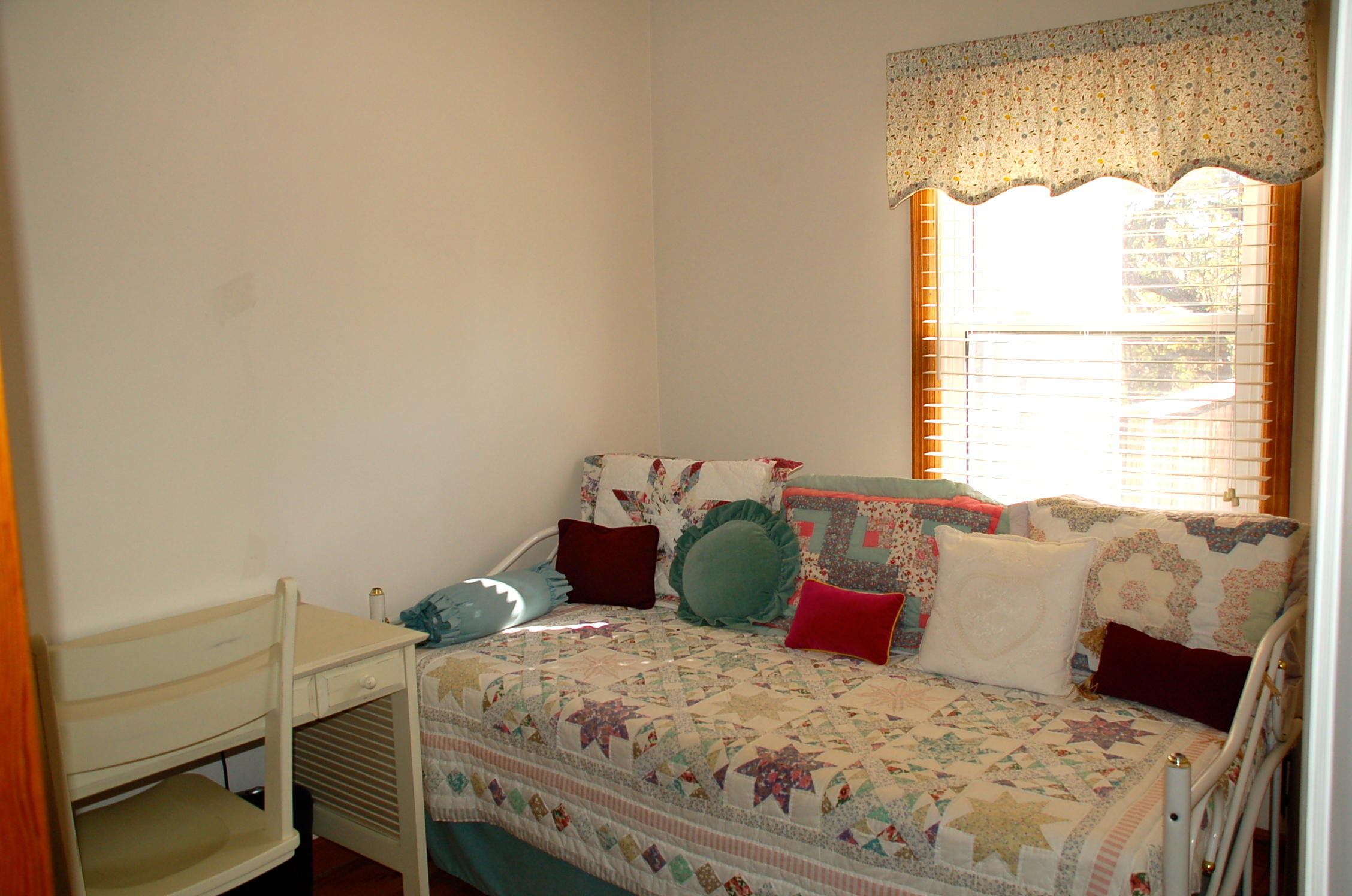 1616 Duncan Road Knoxville, TN 37919 - Photo 12 of 28 bedroom 3