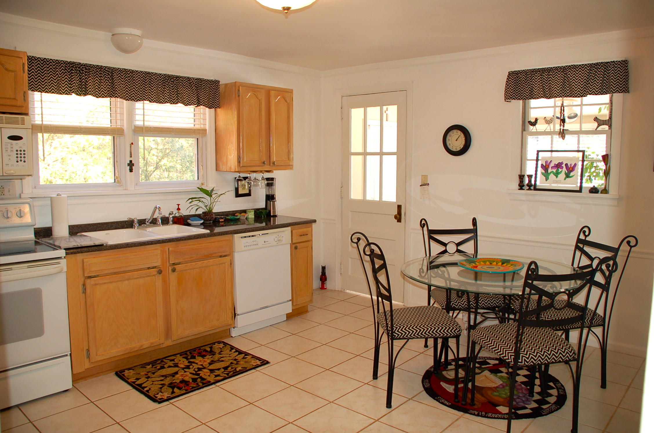 1616 Duncan Road Knoxville, TN 37919 - Photo 5 of 28 updated kitchen