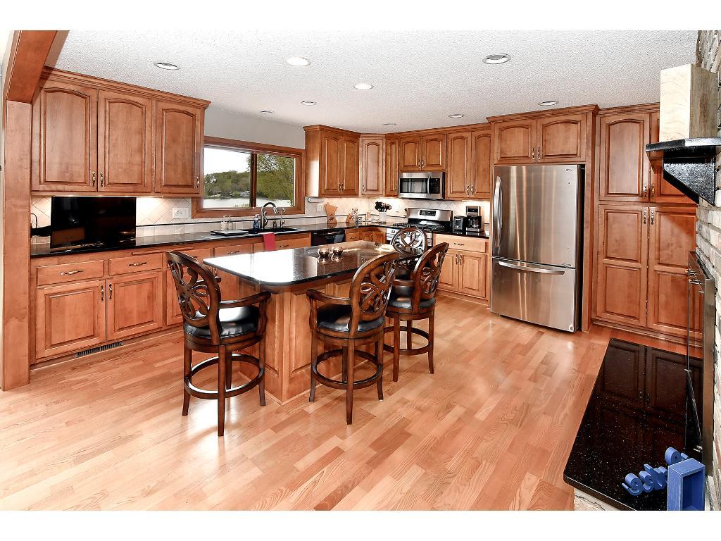 6319 Bayridge Road Mound, MN 55364 - Photo 4 of 22