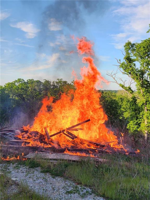 6205 Chiles Road Blue Springs, MO 64014 - Photo 26 of 27