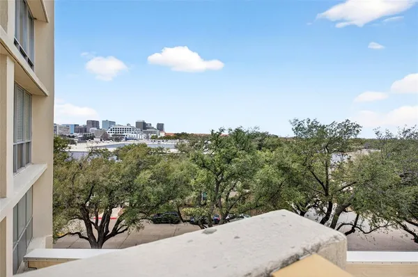 $365,000 | 6211 West Northwest Highway, Unit 400, Dallas, TX 75225