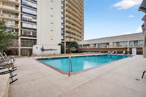 $365,000 | 6211 West Northwest Highway, Unit 400, Dallas, TX 75225