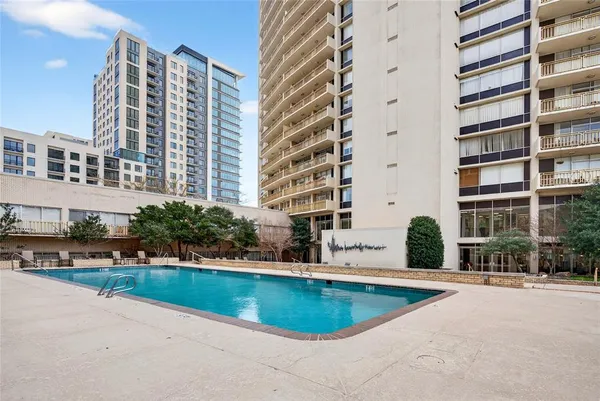 $365,000 | 6211 West Northwest Highway, Unit 400, Dallas, TX 75225