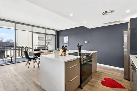 $365,000 | 6211 West Northwest Highway, Unit 400, Dallas, TX 75225