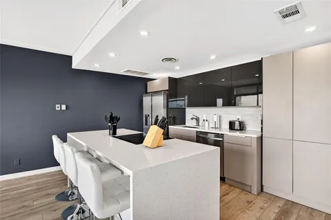 $365,000 | 6211 West Northwest Highway, Unit 400, Dallas, TX 75225