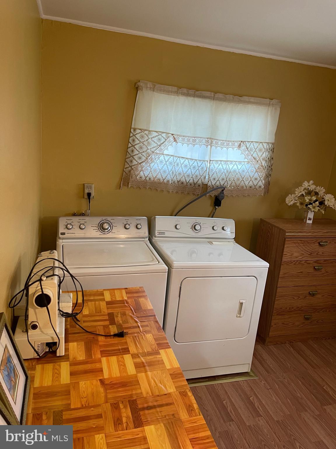 45 Verdant Road Levittown, PA 19057 - Photo 9 of 28