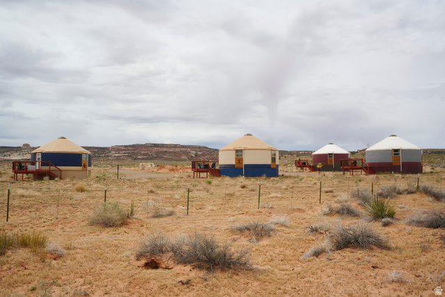 151 South Nomad Way Kanab, UT 84741 - Photo 4 of 40