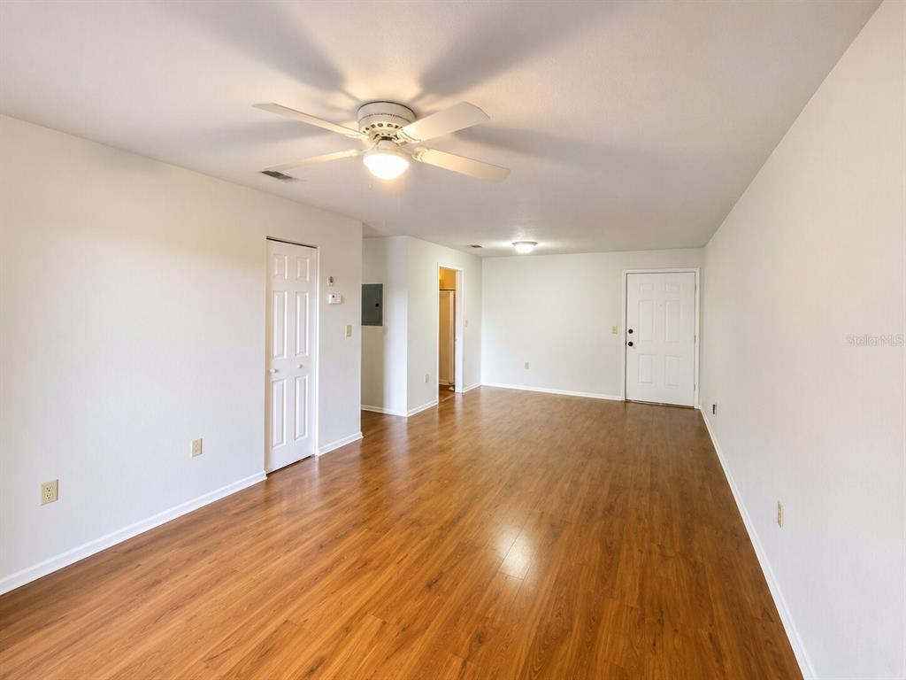 926 Lake Destiny Road, Unit G Altamonte Springs, FL 32714 - Photo 3 of 19 Gallery Image 3