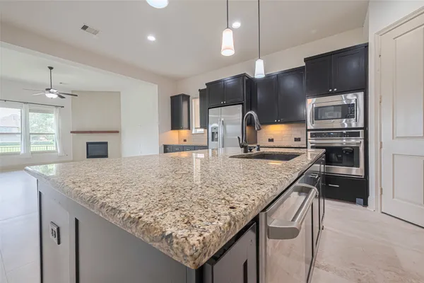 $4,850 | 2112 Arrowood Glen Drive, Houston, TX 77077