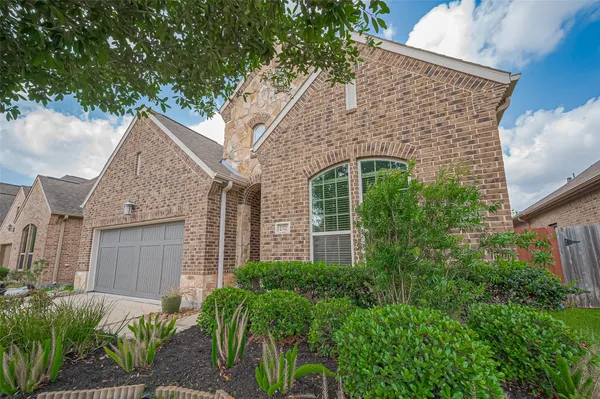 $4,850 | 2112 Arrowood Glen Drive, Houston, TX 77077