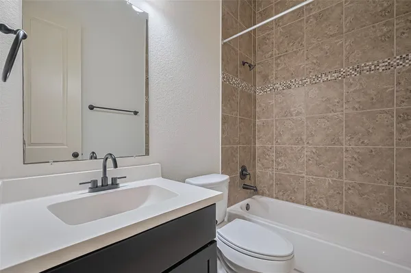 $4,850 | 2112 Arrowood Glen Drive, Houston, TX 77077