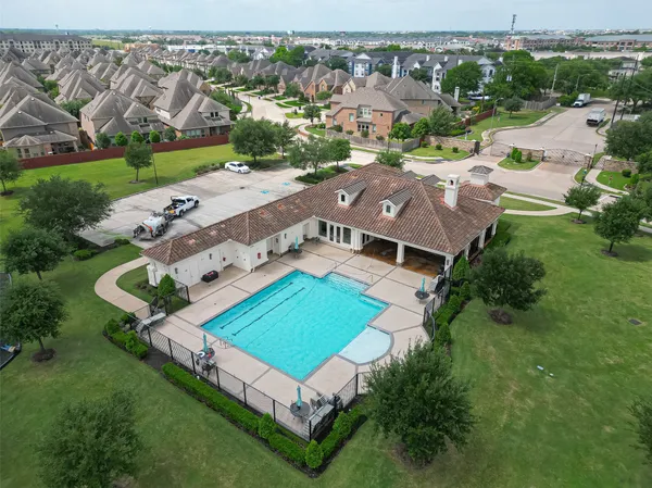 $4,850 | 2112 Arrowood Glen Drive, Houston, TX 77077