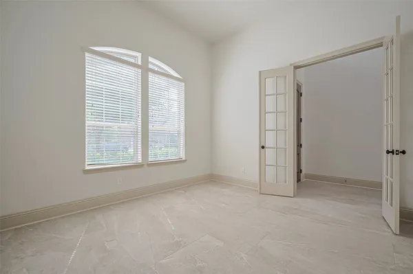 $4,850 | 2112 Arrowood Glen Drive, Houston, TX 77077