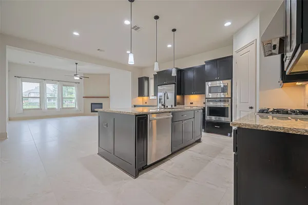 $4,850 | 2112 Arrowood Glen Drive, Houston, TX 77077