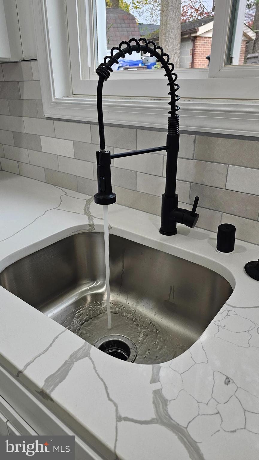 1407 Northcrest Drive Silver Spring, MD 20904 - Photo 16 of 77