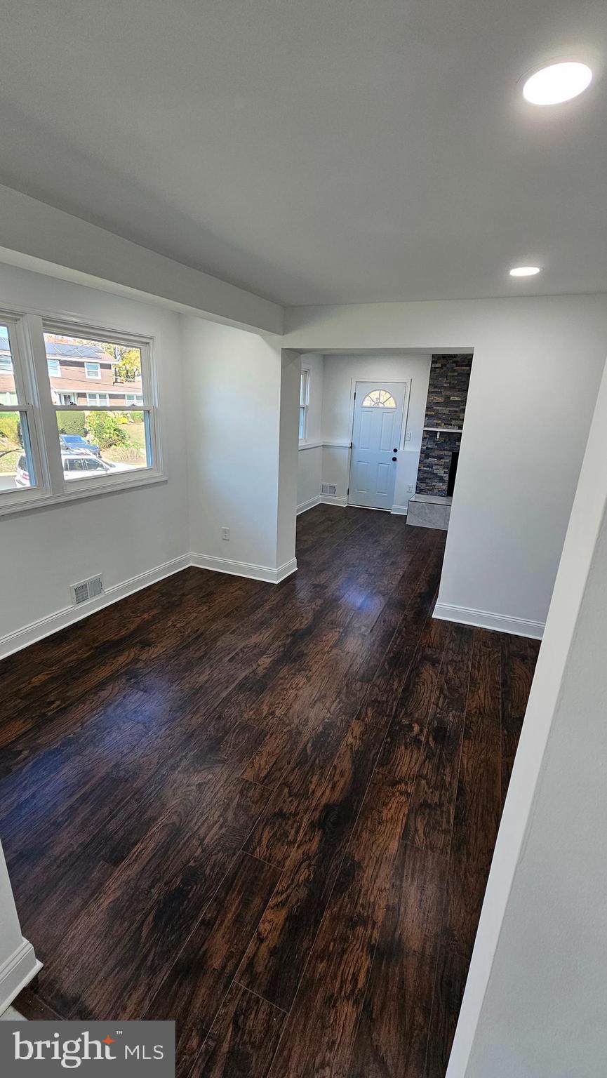 1407 Northcrest Drive Silver Spring, MD 20904 - Photo 21 of 77 Dining area